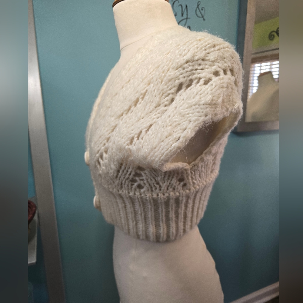 Handmade Cream Boho Cropped Knit Vest Top - Picture 4 of 6